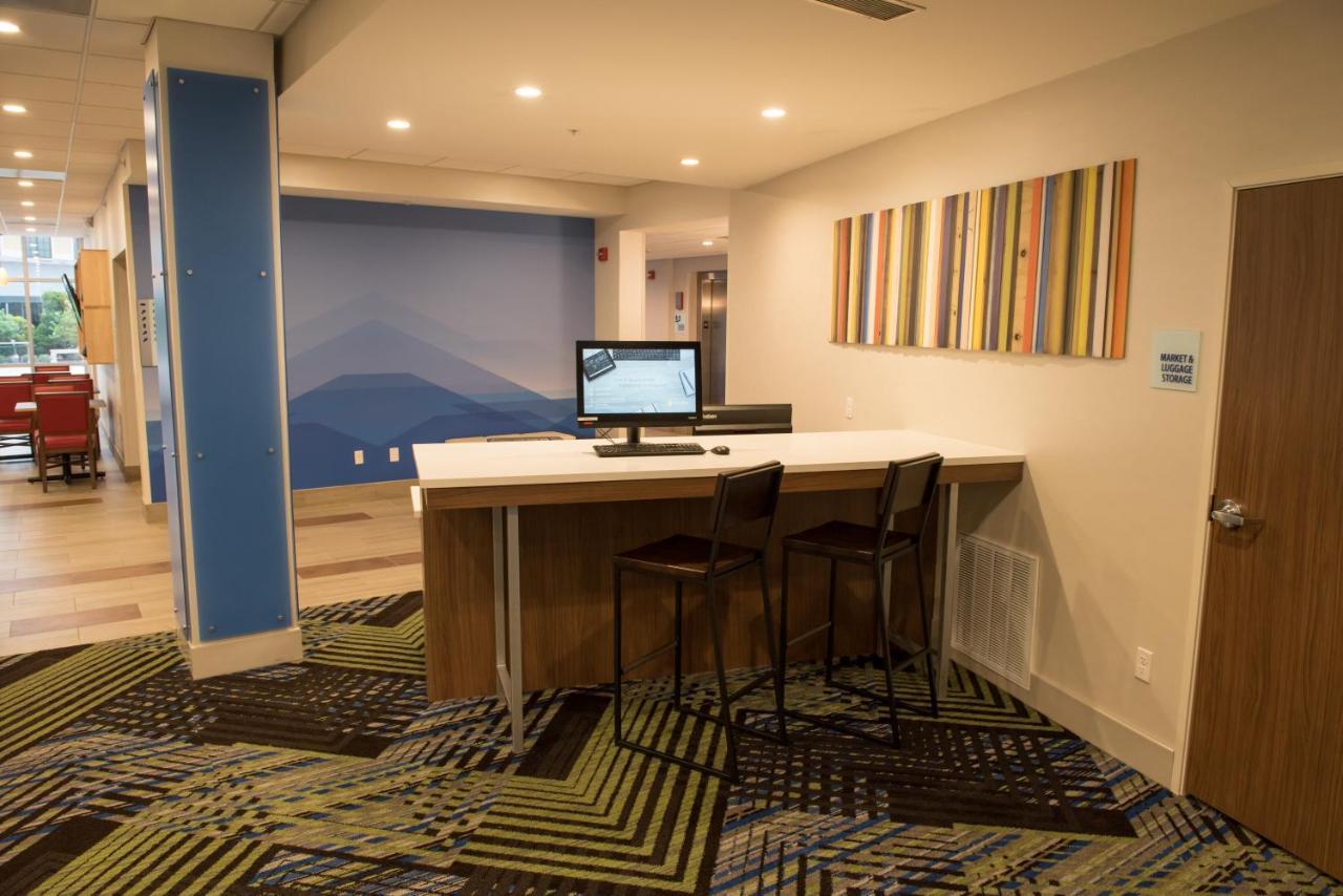 Holiday Inn Express & Suites Dayton North - Vandalia By Ihg المظهر الخارجي الصورة